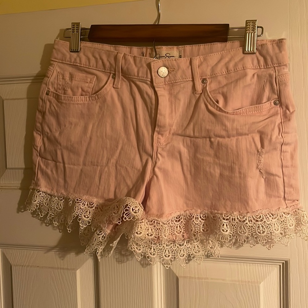 Shorts with lace detailing